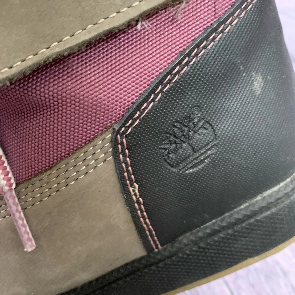 Timberland Girls Insulated Snow Boots Purple Gray Size 5.5 Waterproof Leather